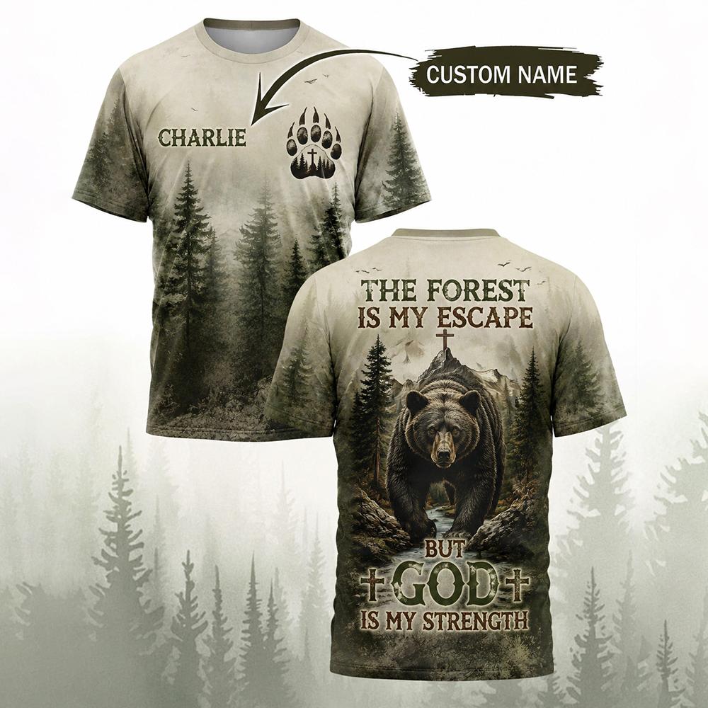 Hunting And Camping In Forest - تي شيرت رجالي بتصميم دب الغابة